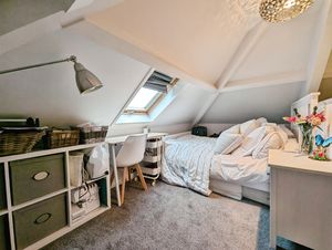 Photo 19- click for photo gallery